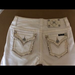 Miss Me White Skinny Jean Size 25
